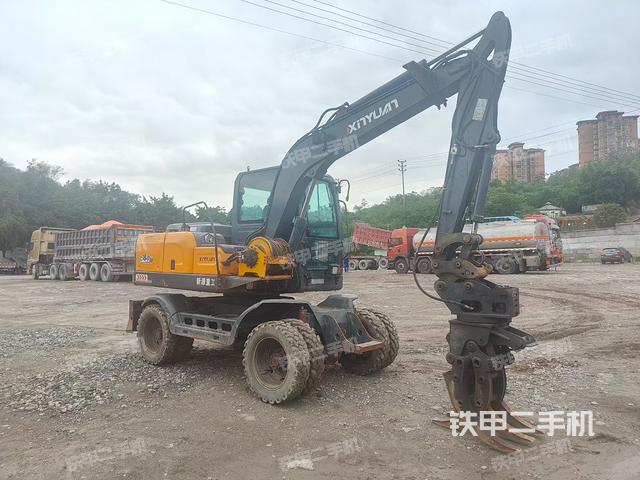 单侧履带整体（整机外观）