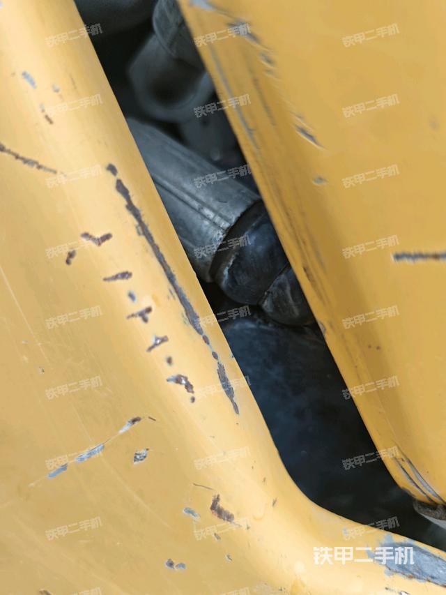 大臂整体 右侧（工作和回转装置）