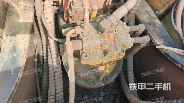 回轉(zhuǎn)馬達（上車部件）