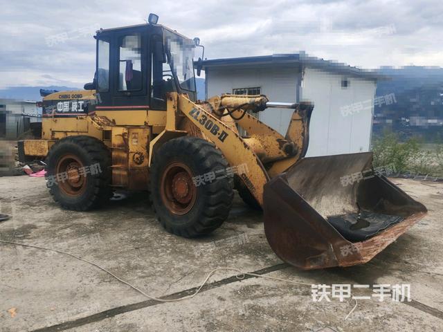 右前45°（整机外观）