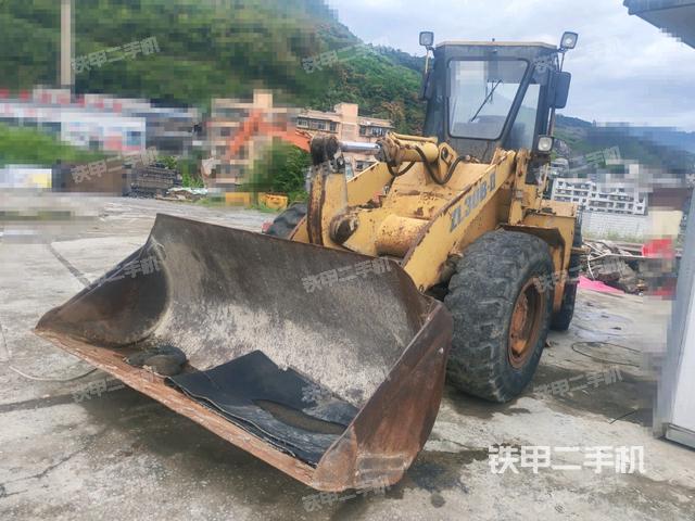 成工ZL30B-II裝載機(jī)