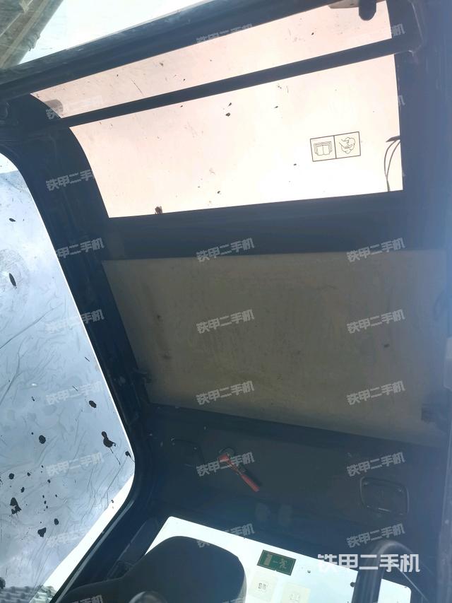 顶棚整体（驾驶室部分）