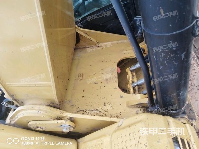 大臂根部 斜视（工作和回转装置）