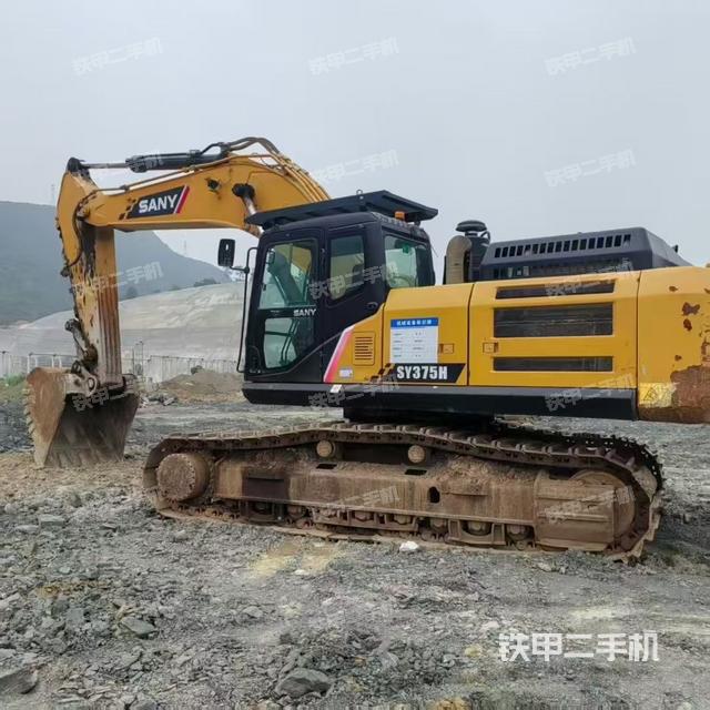 三一重工SY375H挖掘機(jī)