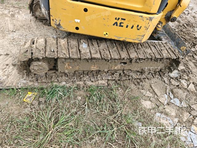 转盘和下车架正前（工作和回转装置）