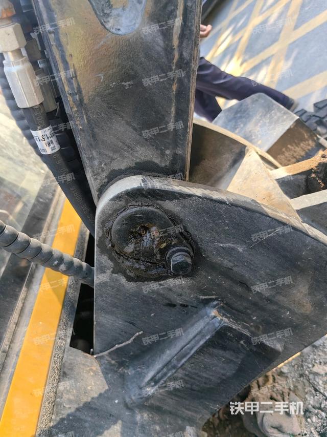 大臂根部 斜（工作和回转装置）