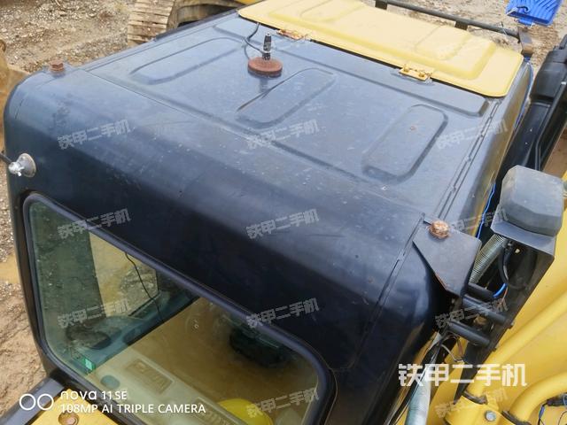 驾驶室顶部俯视（上车部件）