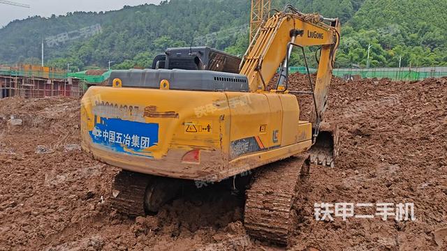 整机右后45°(整机外观) 整机右后45°(整机外观)