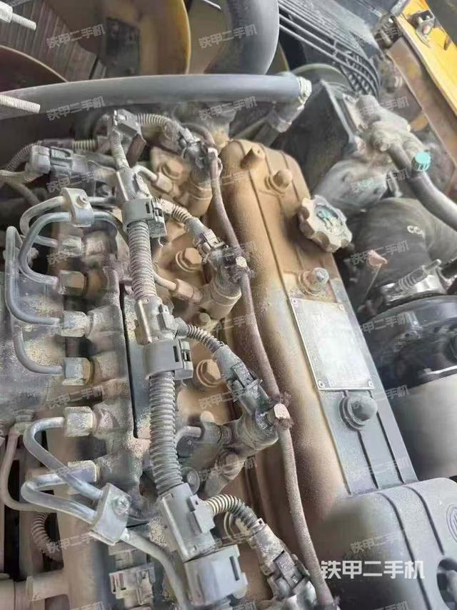 发动机整体俯视（整机外观）