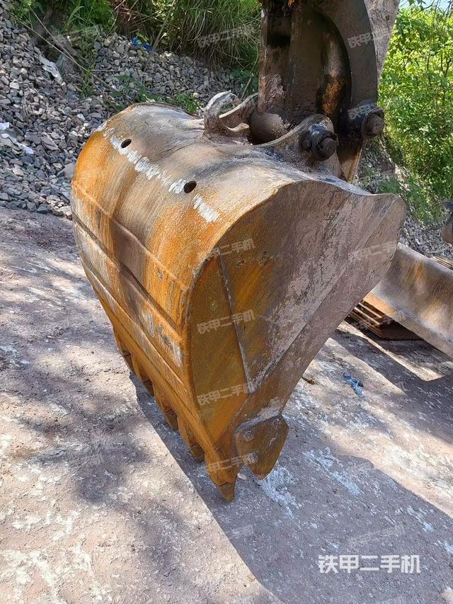 鏟斗45度（工作和回轉(zhuǎn)裝置）