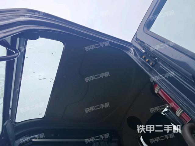 顶棚整体（驾驶室部分）