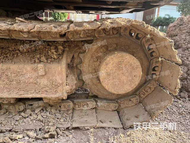 单侧履带整体（整机外观）