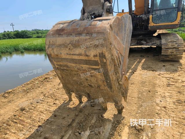 小臂整體左后（工作和回轉(zhuǎn)裝置）