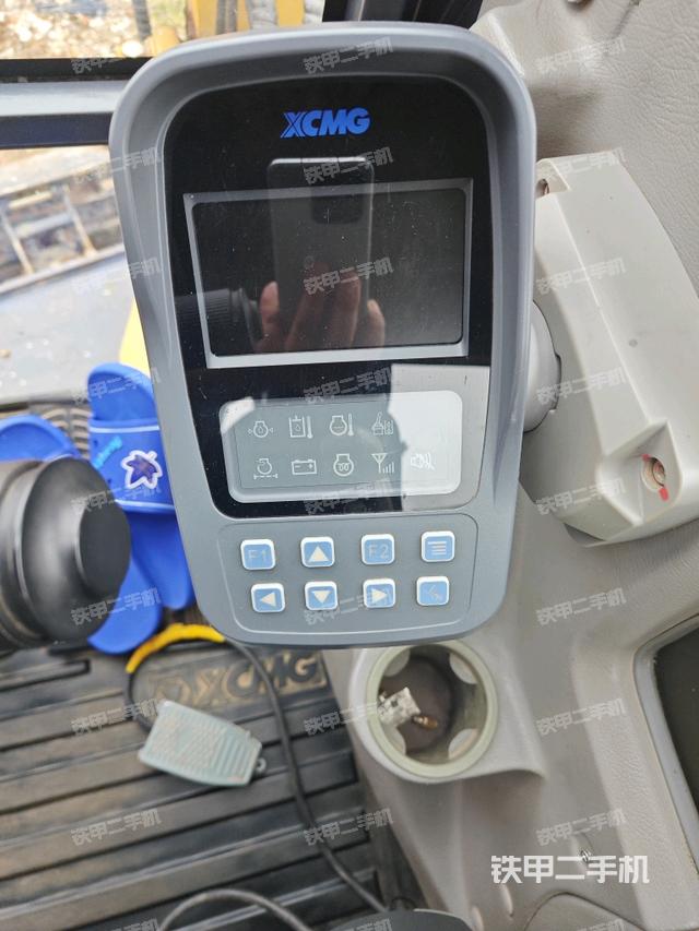 显示屏 （驾驶室部分）