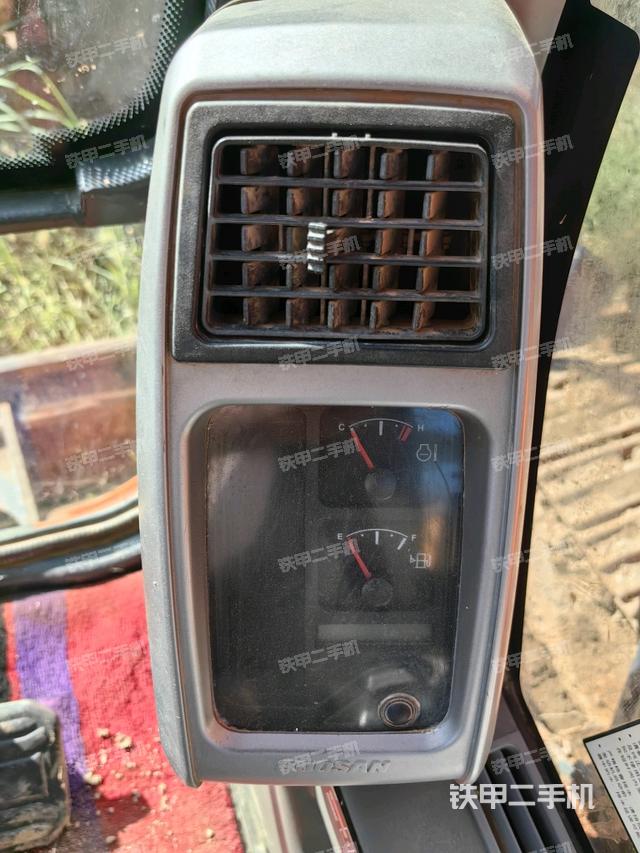 显示屏 （驾驶室部分）