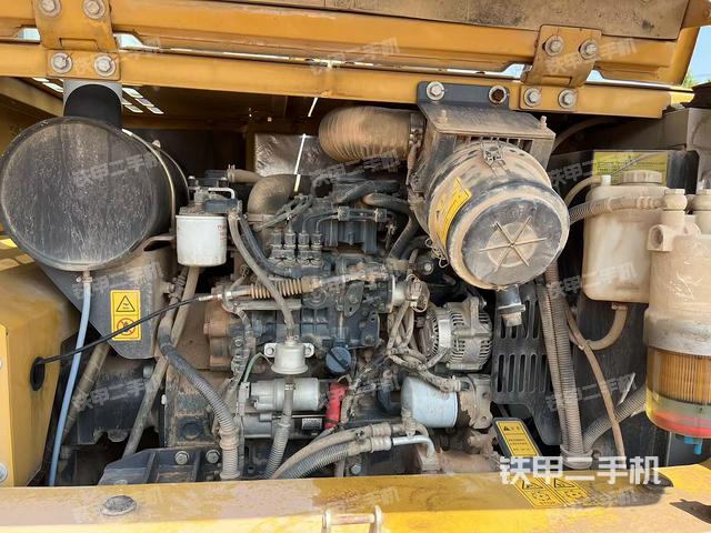 發(fā)動(dòng)機(jī)整體俯視（整機(jī)外觀）