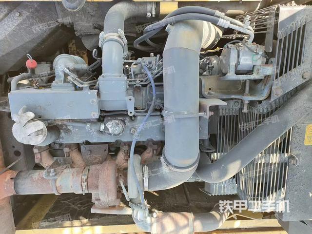 发动机整体俯视（整机外观）