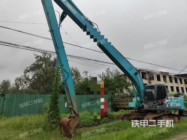 神鋼SK250-8挖掘機(jī)