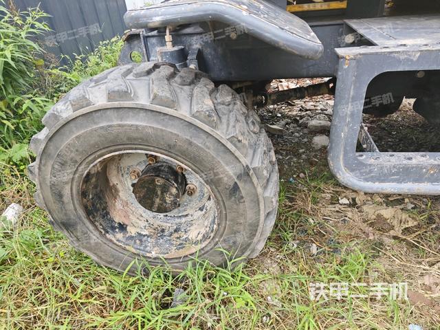 左导向轮（行走机构）