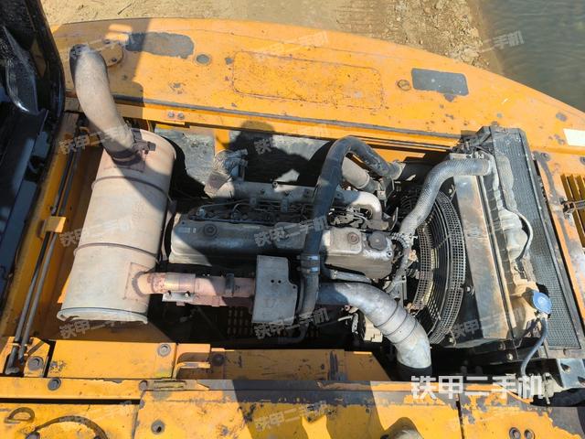 回轉(zhuǎn)馬達（上車部件）