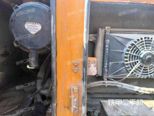 散熱器正面（大件艙室）