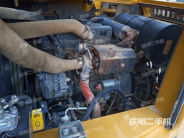 发动机整体俯视（整机外观）