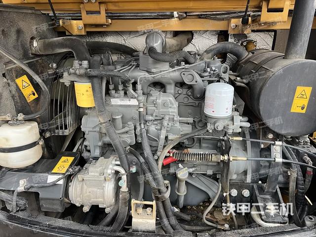 發(fā)動(dòng)機(jī)整體俯視（整機(jī)外觀）