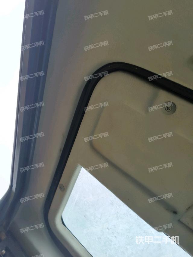 后窗玻璃角標(biāo)（駕駛室部分）