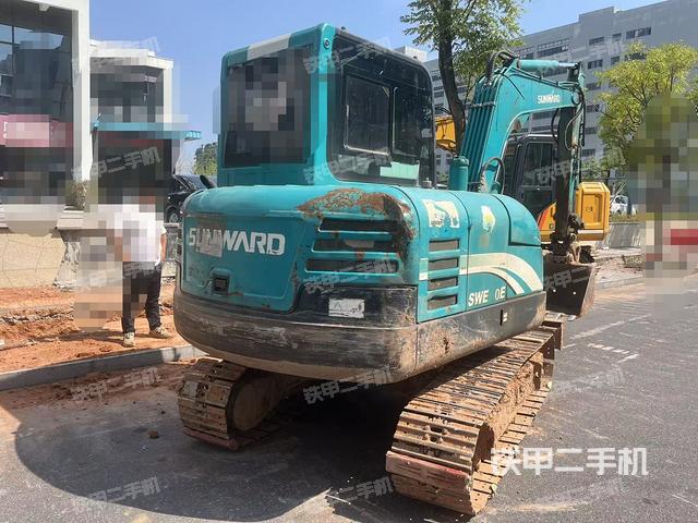 整機(jī)右后45°（整機(jī)外觀）