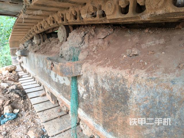 右側(cè)履帶整體（行走機(jī)構(gòu)）