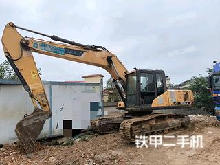 三一重工SY215C挖掘机实拍图片