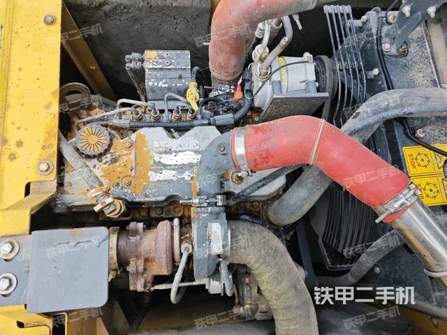 氣門室蓋螺絲特寫（上車部件）