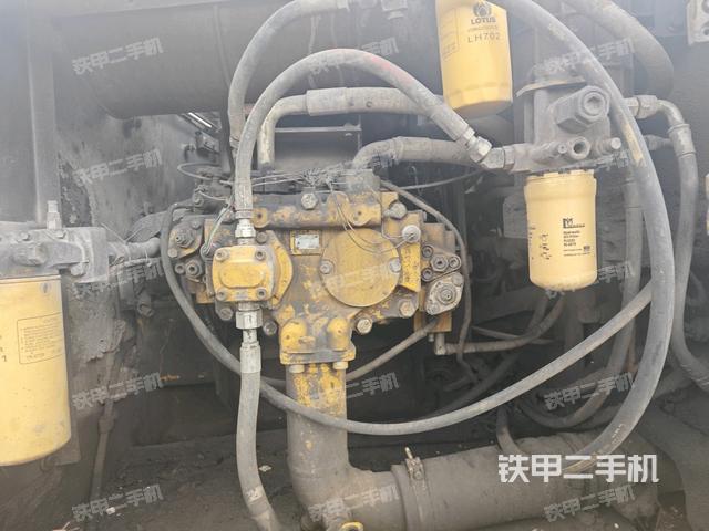 液压泵斜45 右（大件舱室）