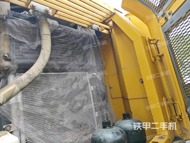 散熱器正面（大件艙室）