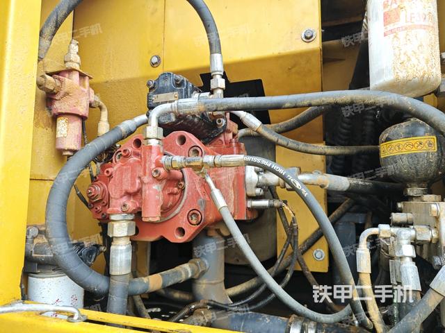 液壓泵室（大件艙室）