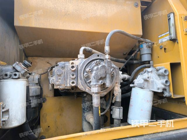 電瓶（大件艙室）