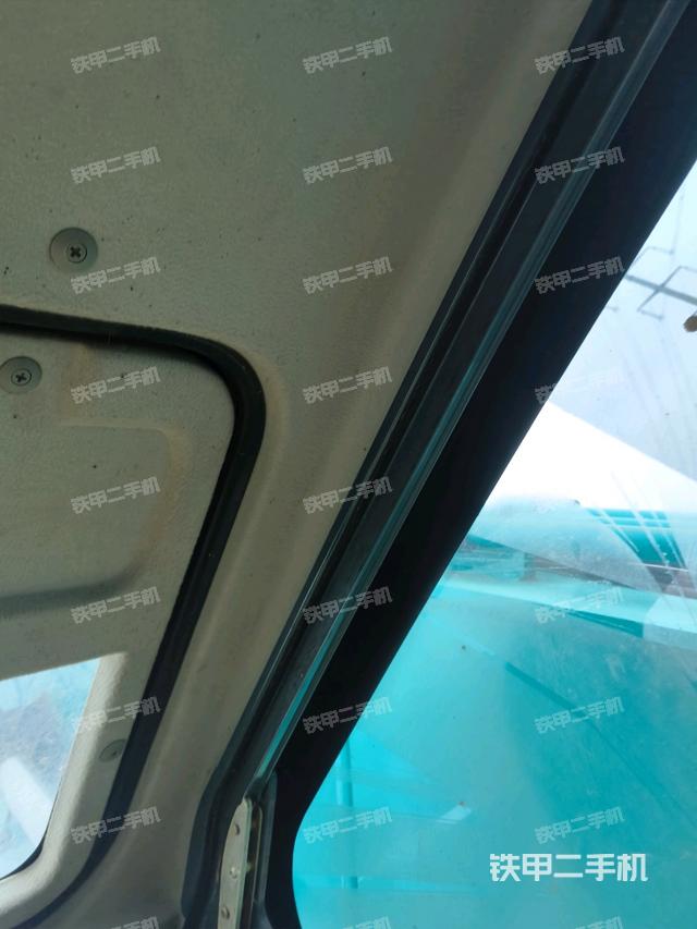 座椅左側(cè)控制臺/音響/含左手柄（駕駛室部分）