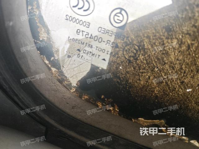 后窗玻璃角标（驾驶室部分）