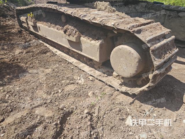 左侧履带整体 （行走机构）