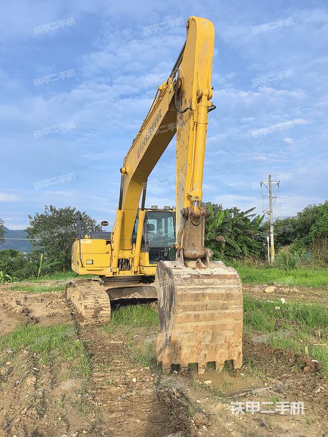 小松PC200-8N1挖掘机