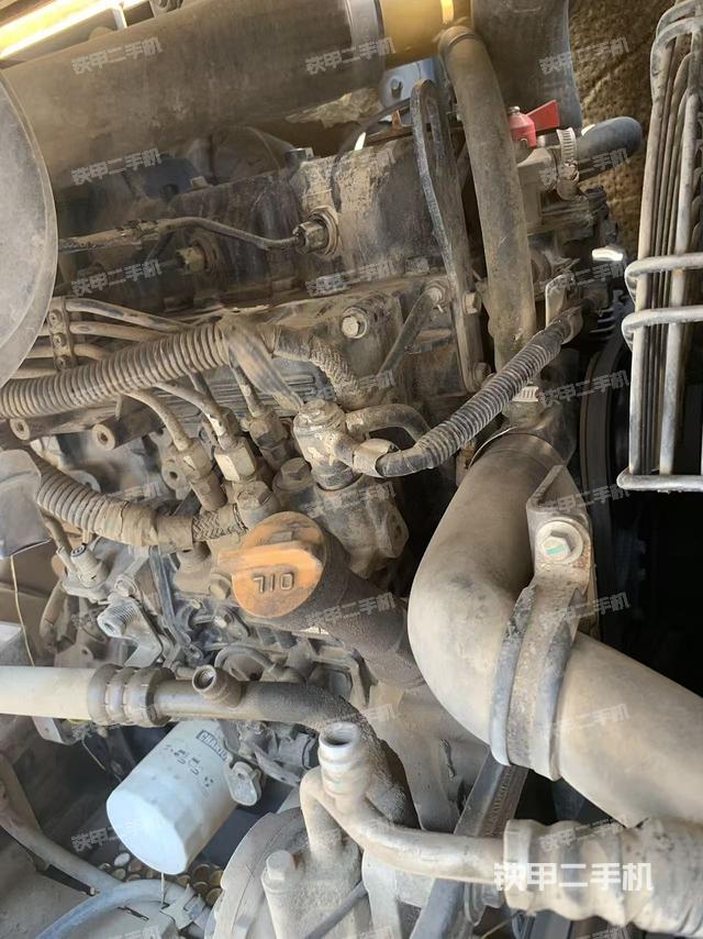 發(fā)動(dòng)機(jī)整體俯視（整機(jī)外觀）