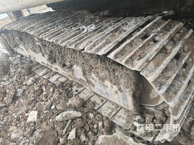 右侧履带整体（行走机构）