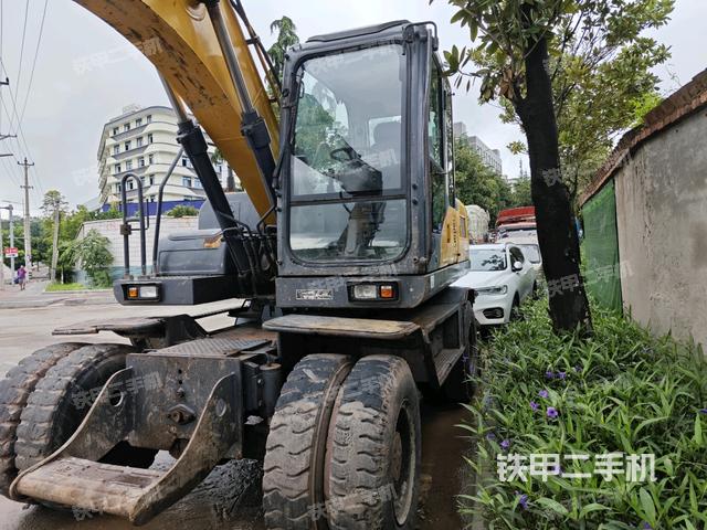 徐工XE150WD挖掘機(jī)