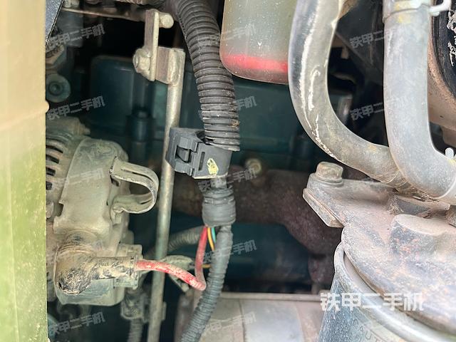 发动机整体俯视（整机外观）