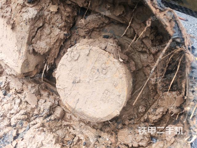 左側(cè)行走馬達蓋板（行走機構(gòu)）