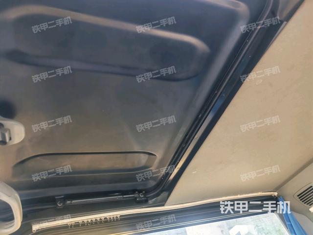 右側(cè)玻璃角標（駕駛室部分）