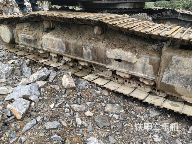 右侧履带整体（行走机构）