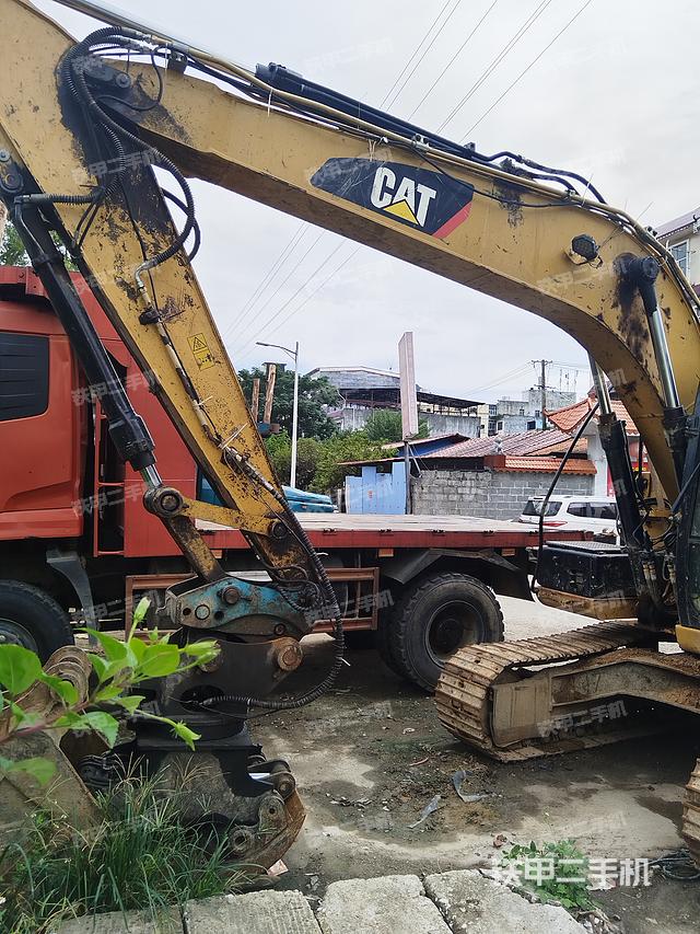 卡特彼勒新一代CAT®313 GC 液压挖掘机