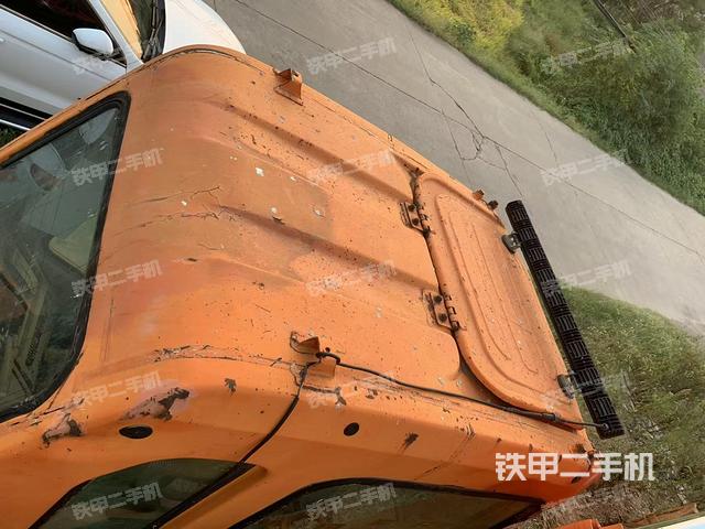 駕駛室頂部（整機(jī)外觀）