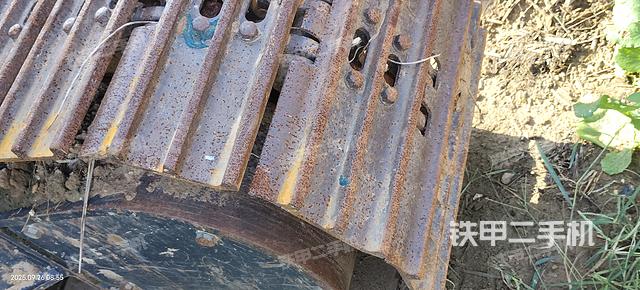 驾驶室顶部（整机外观）